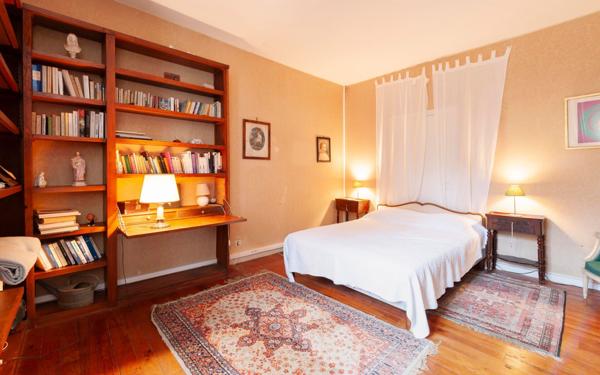 Maison à vendre    14 pièces •  Saint-Martin-d'Oney