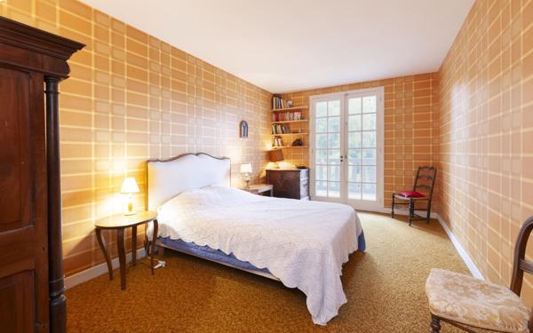 Maison à vendre    14 pièces •  Saint-Martin-d'Oney