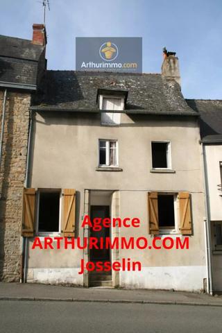 Vente                                                      Maison
                        
                     4 pièces                      101 m2                     à Josselin