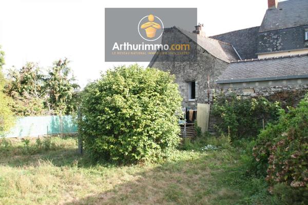 Vente                                                      Maison
                        
                     4 pièces                      101 m2                     à Josselin