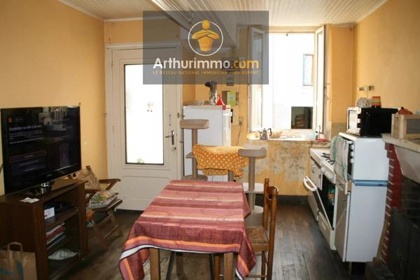 Vente                                                      Maison
                        
                     4 pièces                      101 m2                     à Josselin