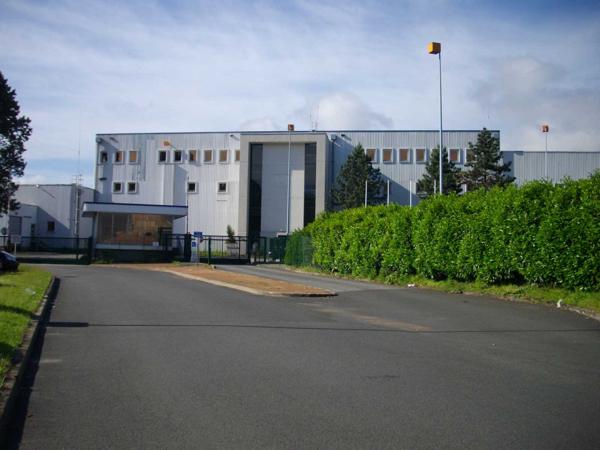 A vendre - Bureaux à rénover situés à Saint Priest en Jarez.