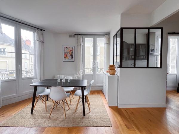 ANGERS HYPER CENTRE, appartement de type 2 proche toutes commodités