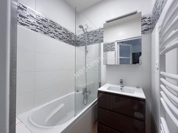 ANGERS HYPER CENTRE, appartement de type 2 proche toutes commodités