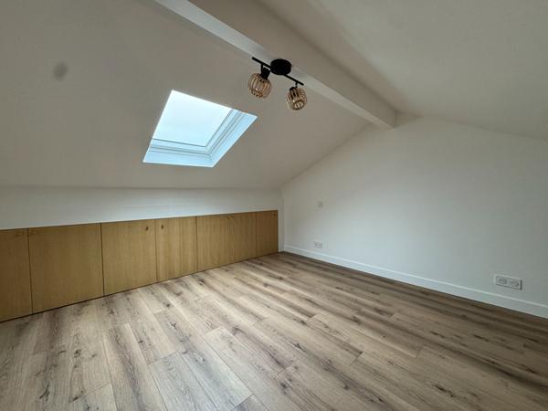 DEUX PIECES EN DUPLEX /19 M² / IVRY-SUR-SEINE