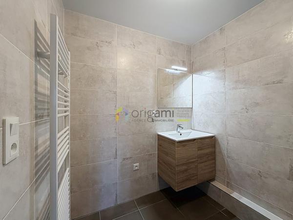 ILLKIRCH - Agréable F2 récent