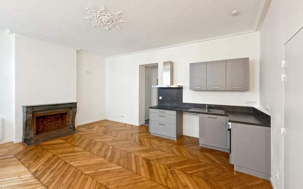 Appartement à louer    2 pièces • 42,71 m2 Orléans