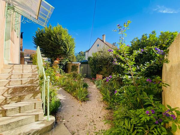 Maison de famille (7pièces) avec piscine BEAUNE (21)