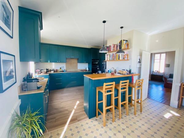 Maison de famille (7pièces) avec piscine BEAUNE (21)