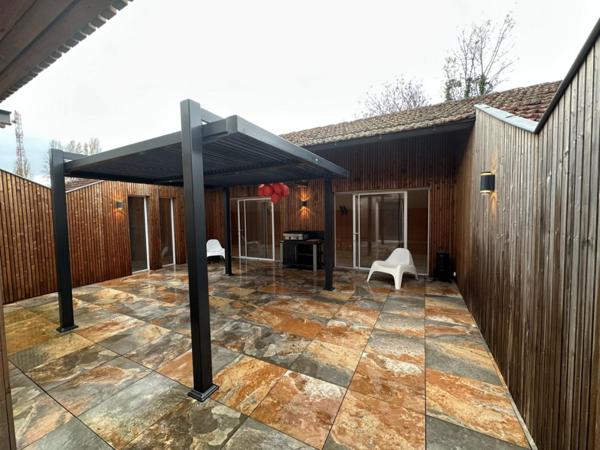 LIBOURNE IMMEDIAT - TRES BEAU BATIMENT PARFAIT ETAT - GARAGES ET BUREAUX - BON RAPPORT LOCATIF