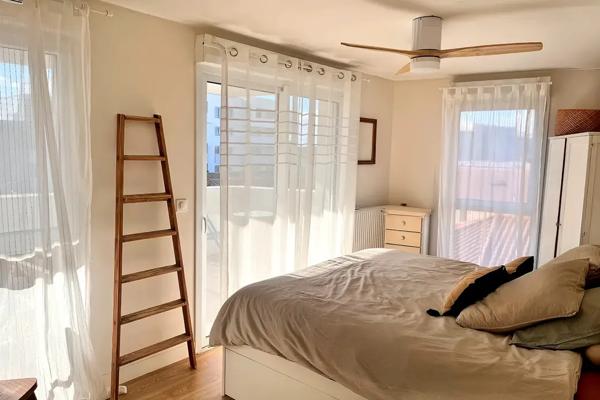 BOUCAU T4 de 95 m2 - Superbe DUPLEX en ATTIQUE Vue dégag