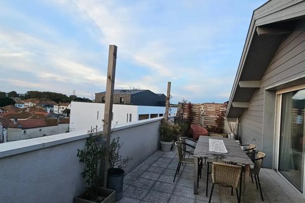 BOUCAU T4 de 95 m2 - Superbe DUPLEX en ATTIQUE Vue dégag