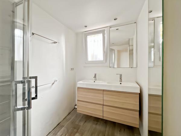 LE CANNET Maison indépendante de caractère avec 2 appartements et jardin