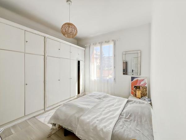 LE CANNET Maison indépendante de caractère avec 2 appartements et jardin