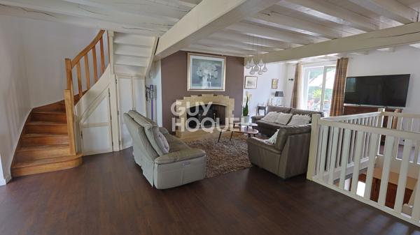 Maison quatre chambres et un studio