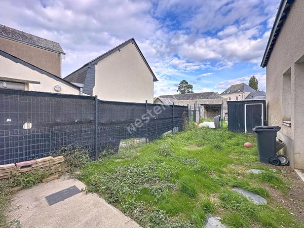 Maison à vendre d'une superficie de 58m2 à Combrée - 1 chambre et un bureau - Jardin