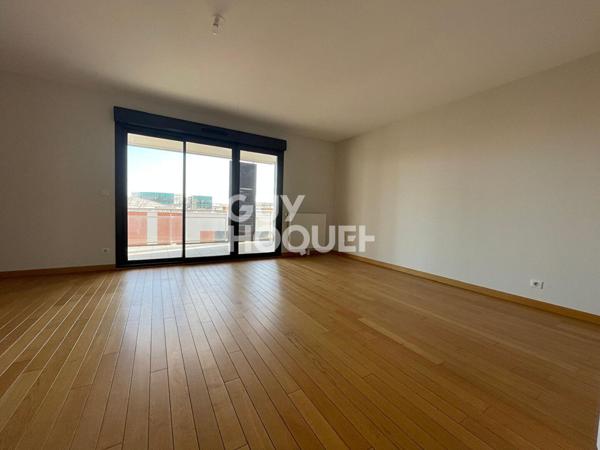 PLACE GALILEE (Grésilles-champollion) APPT T4 AVEC GARAGE