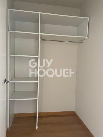 PLACE GALILEE (Grésilles-champollion) APPT T4 AVEC GARAGE