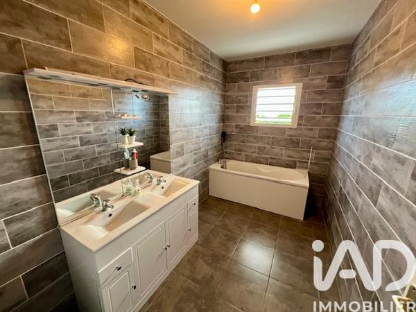 Maison à vendre 5 pièces 127 m² Saint-Paul