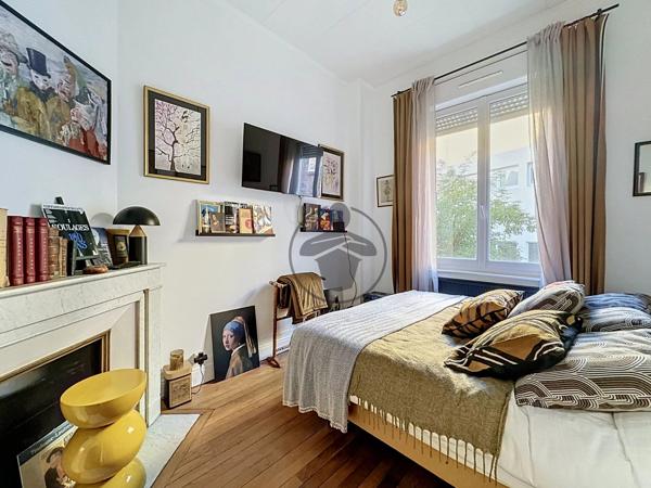 Vente                                                      Appartement
                        
                     2 pièces                      55 m2                     à Saint-Quentin