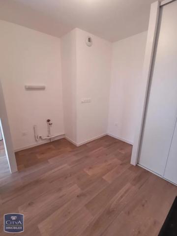 Appartement à louer 2 pièces 38.94m² Tours (37100)