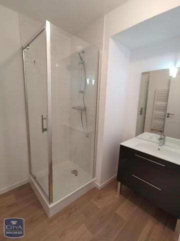 Appartement à louer 2 pièces 38.94m² Tours (37100)