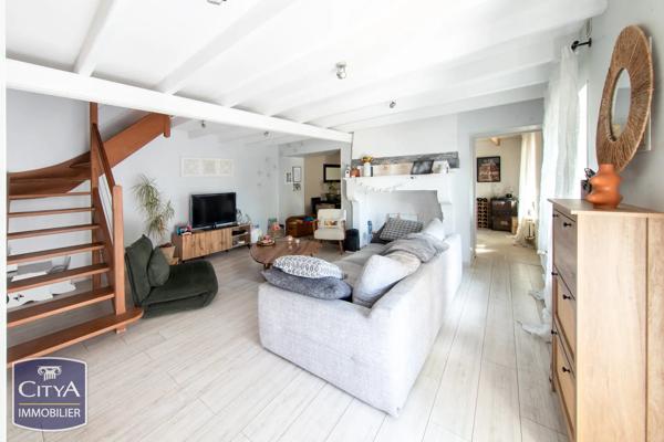 Maison à vendre 4 pièces 107m² Fontaine-le-Comte (86240)