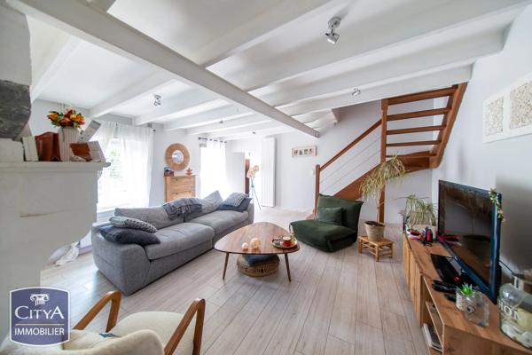Maison à vendre 4 pièces 107m² Fontaine-le-Comte (86240)