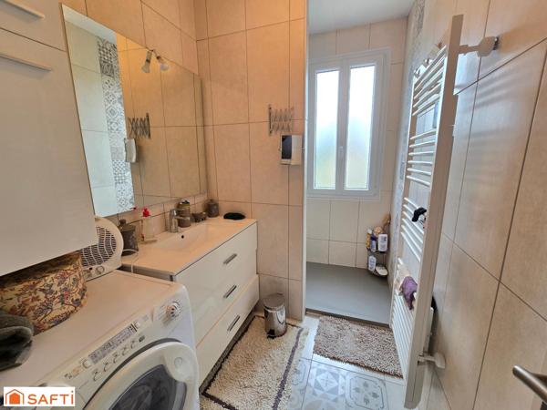 Maison de 148 m² habitables, située à proximité du centre-ville