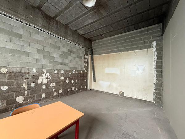 Entrepôt / local industriel Morangis 180 m2
