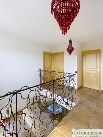 Chassieu Villa 135m² habitables+piscine Terrain 645m²