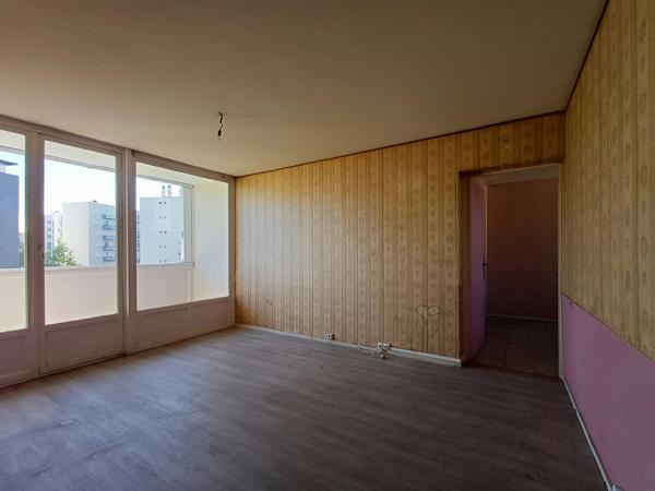 Appartement 4 pièces 65.77 m2