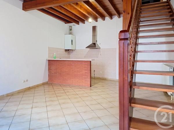 Maison à vendre  4 pièces - 75,20 m 2   SAVERDUN  - 09