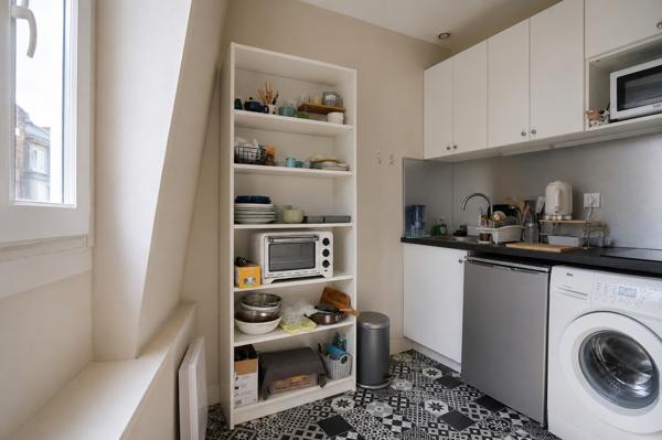 T1 Bis lumineux avec coin nuit cosy-Emplacement premium Lille , Lille
