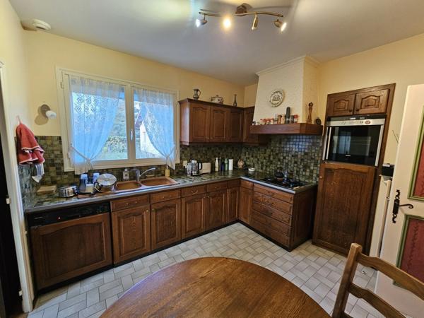 Au calme et sans vis à vis, au cœur de Domois, Maison de caractère de 115 m2