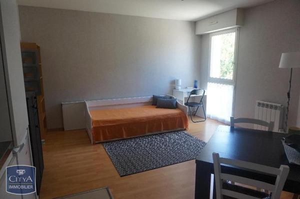 Appartement à louer 1 pièce 24.8m²