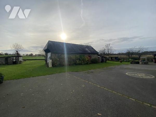 Magnifique longère avec maison principale et partie gîtes