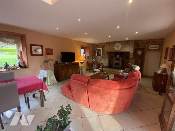 Magnifique longère avec maison principale et partie gîtes