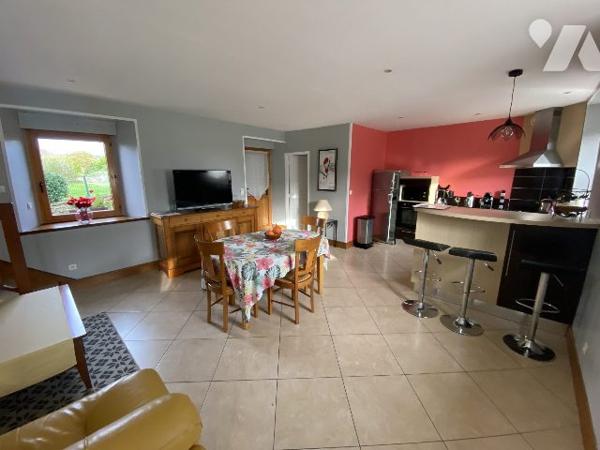 Magnifique longère avec maison principale et partie gîtes