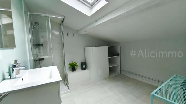 Immeuble Sézanne 6 pièce(s) 168.5 m2