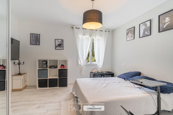 Maison
         8 pièces
        - 250 m² 639 900 € *