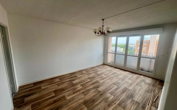 Appartement à vendre    3 pièces • 52,50 m2 La Courneuve