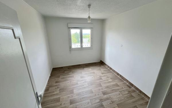 Appartement à vendre    3 pièces • 52,50 m2 La Courneuve