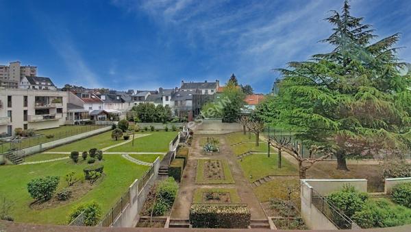 NANTES - ROND-POINT DE VANNES / Studio 28,84m² au 3ème étage avec ascenseur, DPE C