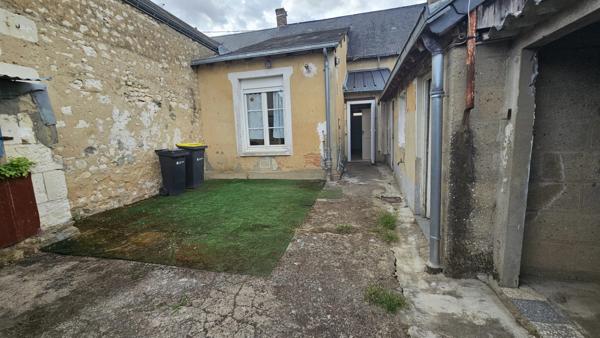 Maison ancienne LE LUDE (72)