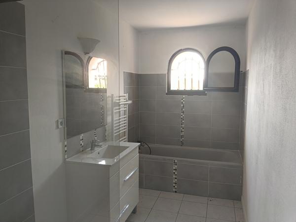 Maison 4 pièce(s) 3 chambre(s) 101.18 m²