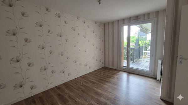 Appartement 3 pièces à louer au centre-ville de Décines Charpieu