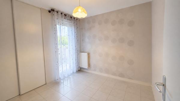 Appartement 3 pièces à louer au centre-ville de Décines Charpieu