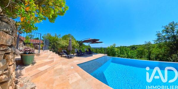 Maison à vendre 10 pièces 305 m² Lissac-et-Mouret