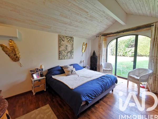 Maison à vendre 10 pièces 305 m² Lissac-et-Mouret